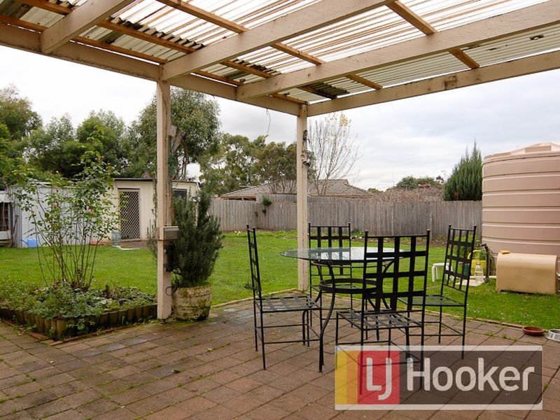 12 Cheviot Avenue, Berwick VIC 3806