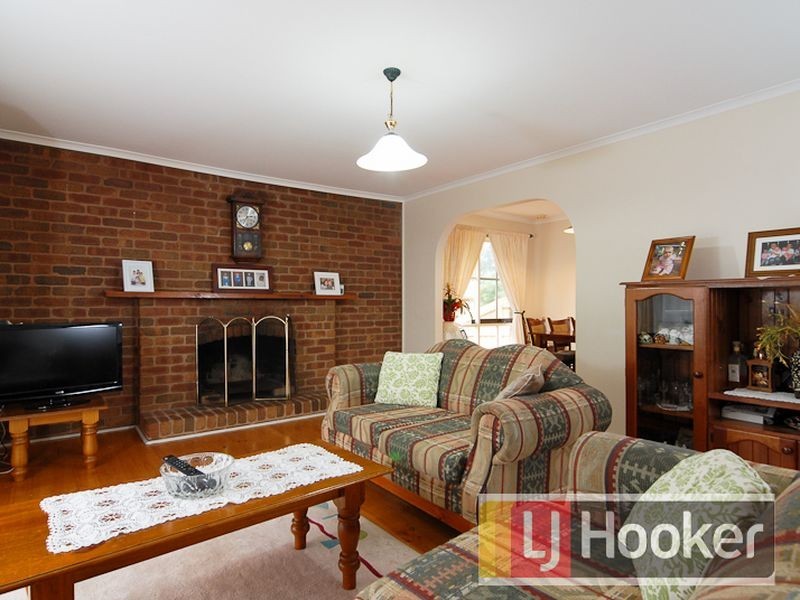 12 Cheviot Avenue, Berwick VIC 3806