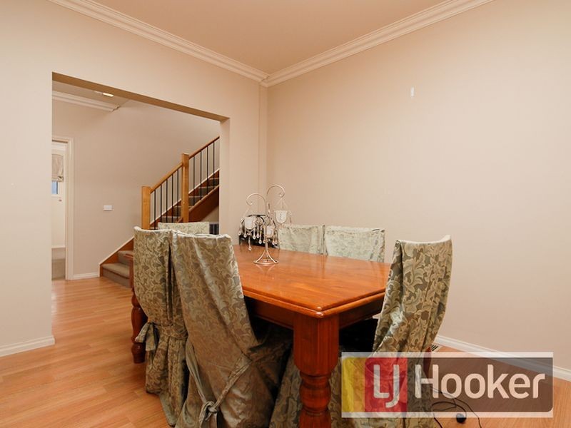 64 Bridgewater Boulevard, Berwick VIC 3806