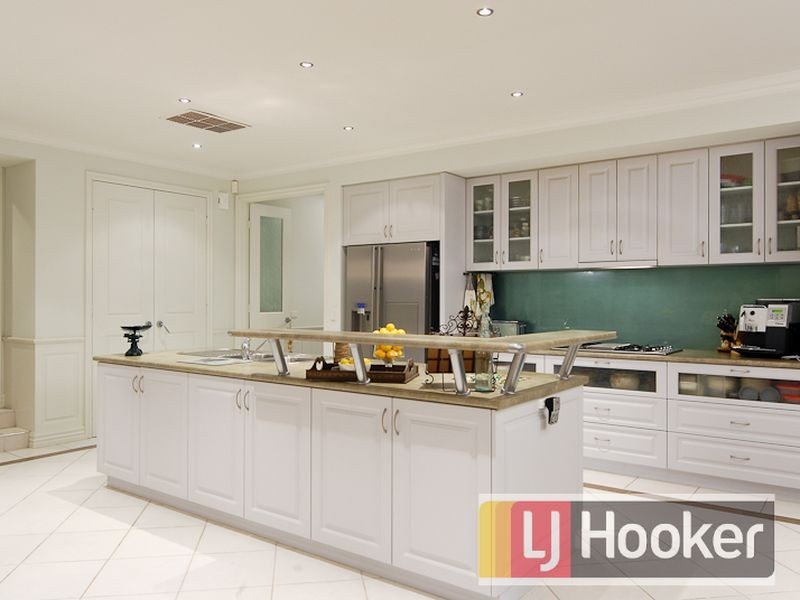 37 Northgate Drive, Berwick VIC 3806