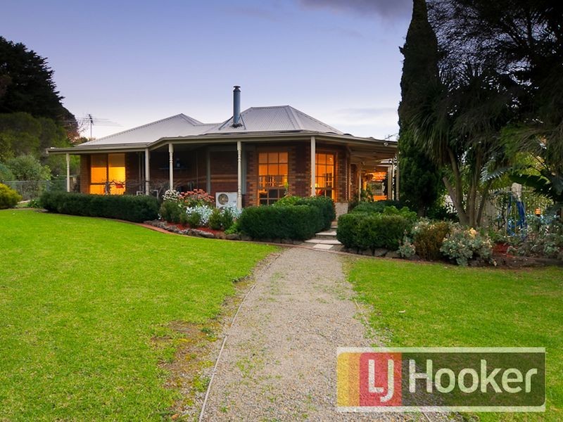 31-32 Mack Road, Narre Warren South VIC 3805