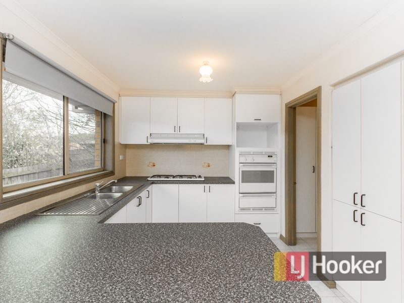 1/6 Clark Court, Berwick VIC 3806