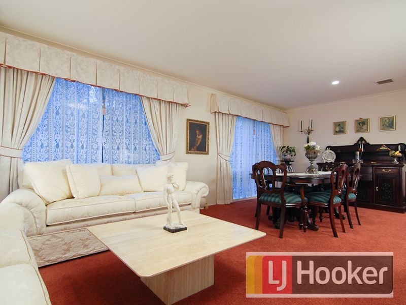 9 Pendle Close, Narre Warren South VIC 3805