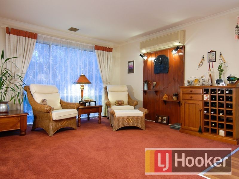 9 Pendle Close, Narre Warren South VIC 3805