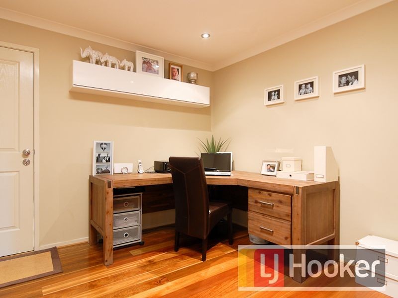 16 Duce Street, Cranbourne East VIC 3977