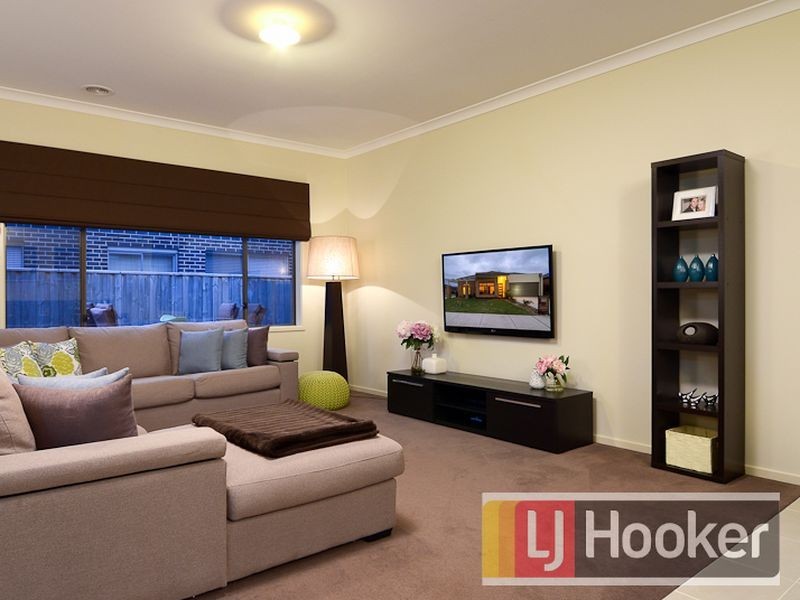 7 Southern Bell Street, Officer VIC 3809