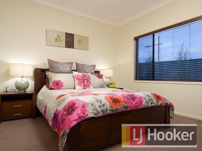 7 Southern Bell Street, Officer VIC 3809