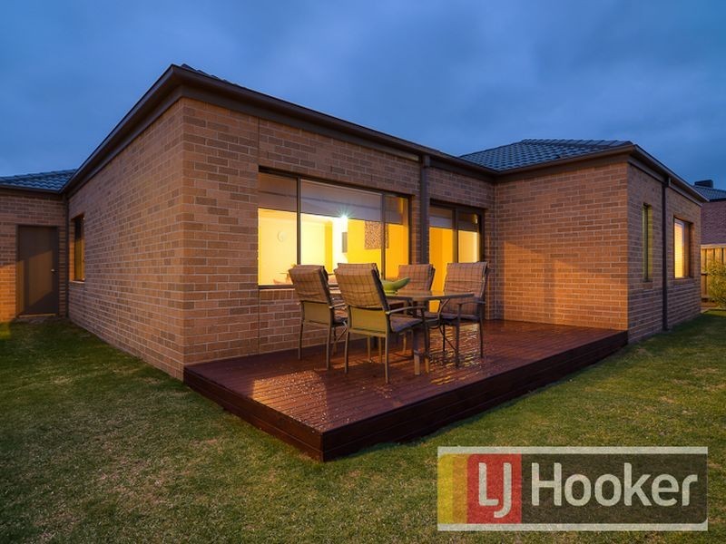 7 Southern Bell Street, Officer VIC 3809