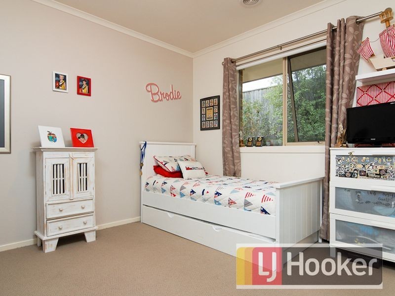 1 Viewgrand Drive, Berwick VIC 3806