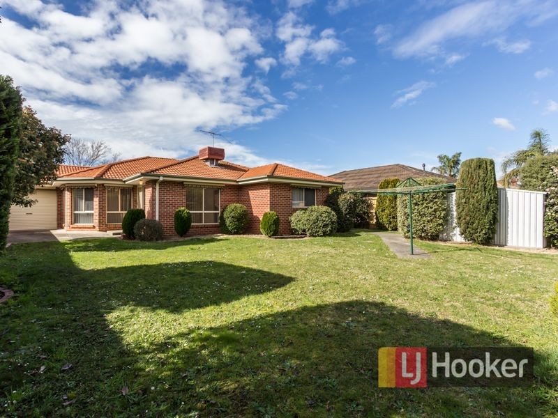 28 Willslie Crescent, Berwick VIC 3806