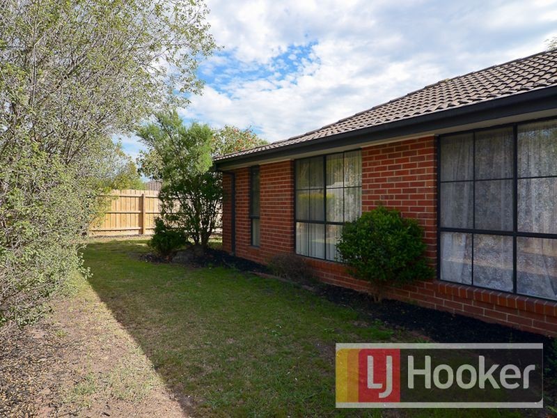 7 Willslie Crescent, Berwick VIC 3806