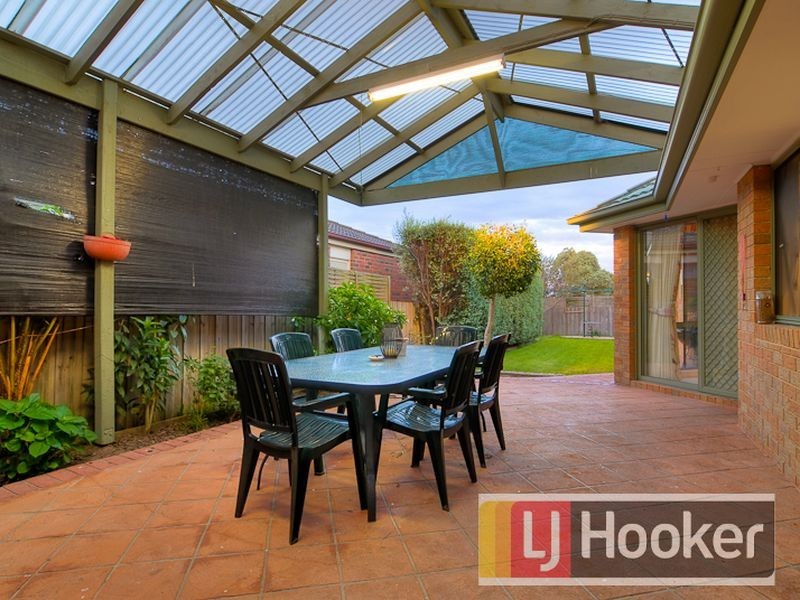 28 Hedgerow Court, Narre Warren South VIC 3805
