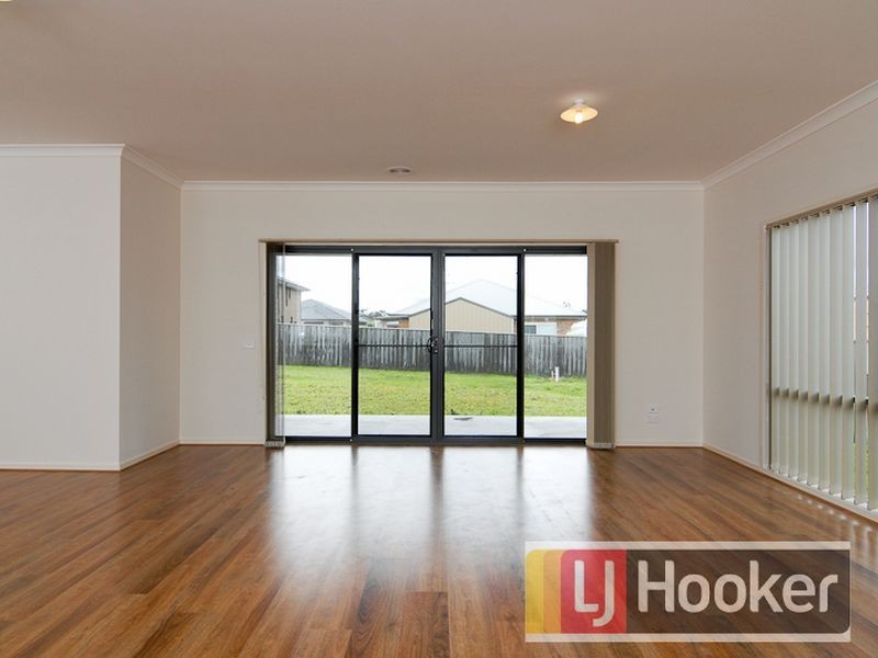 4 Cassowary Way, Pakenham VIC 3810