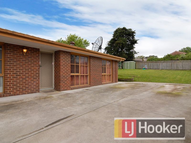 22 Leonard Drive, Langwarrin VIC 3910