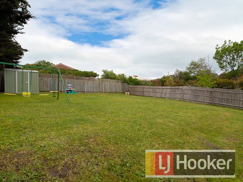 22 Leonard Drive, Langwarrin VIC 3910