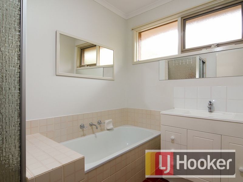 22 Leonard Drive, Langwarrin VIC 3910