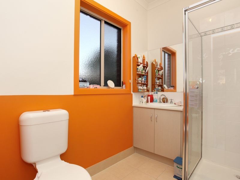 18 Snowdonia Road, Cranbourne North VIC 3977