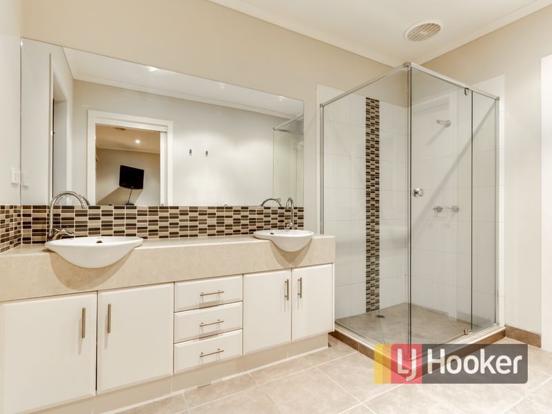 14 Jack William Way, Berwick VIC 3806