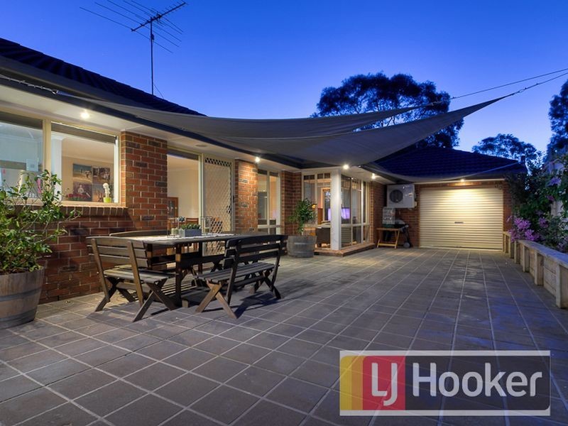 28 Jerilderie Drive, Berwick VIC 3806