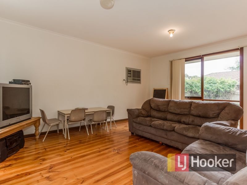 4 Ambleside Crescent, Berwick VIC 3806