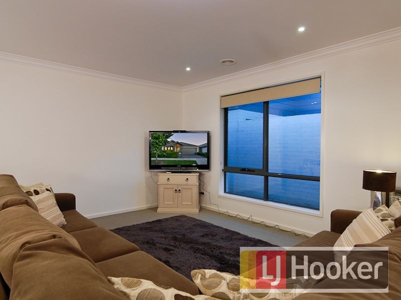 22 Whitehaven Street, Berwick VIC 3806