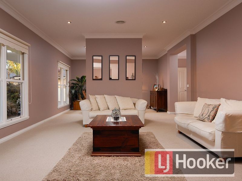 5 Goldrush Court, Beaconsfield VIC 3807