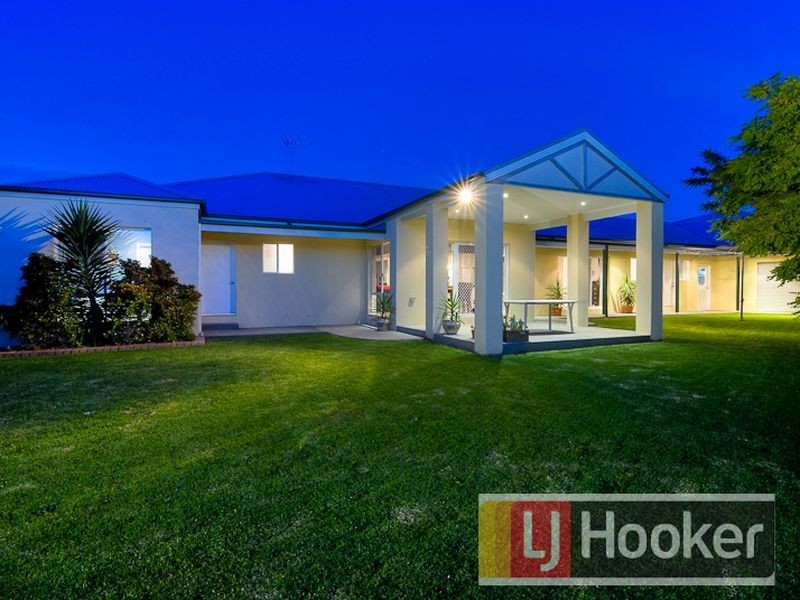 5 Goldrush Court, Beaconsfield VIC 3807