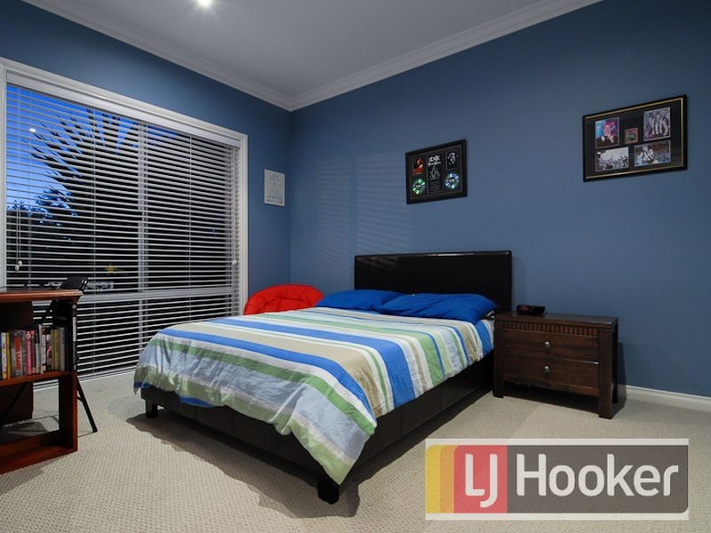 5 Goldrush Court, Beaconsfield VIC 3807