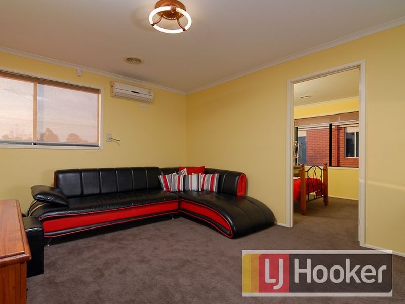 94 Emily Drive, Hallam VIC 3803