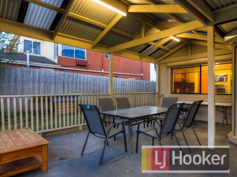 94 Emily Drive, Hallam VIC 3803