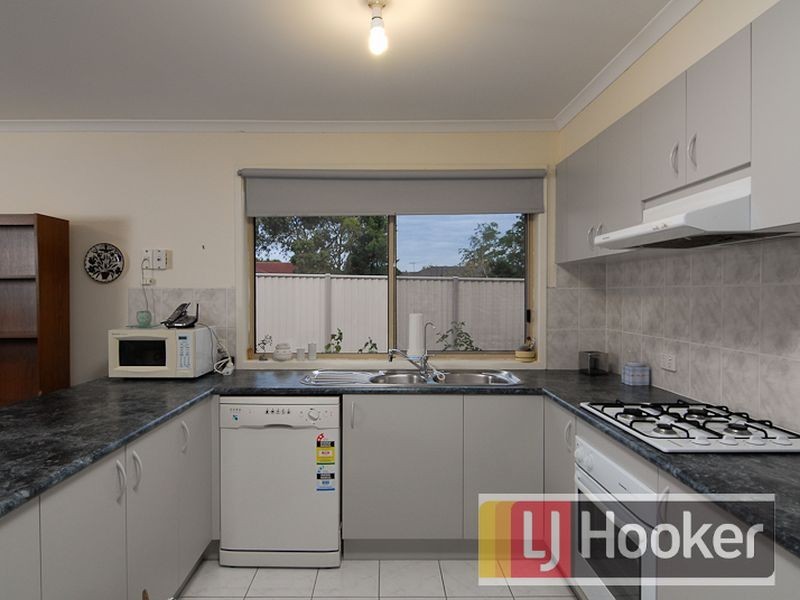 50 Sneddon Drive, Narre Warren South VIC 3805