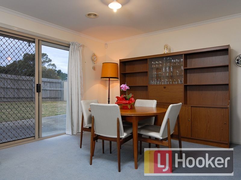 50 Sneddon Drive, Narre Warren South VIC 3805