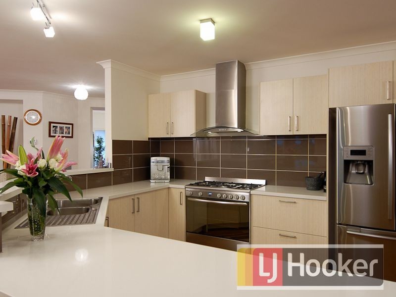 32 Market Lane, Narre Warren South VIC 3805