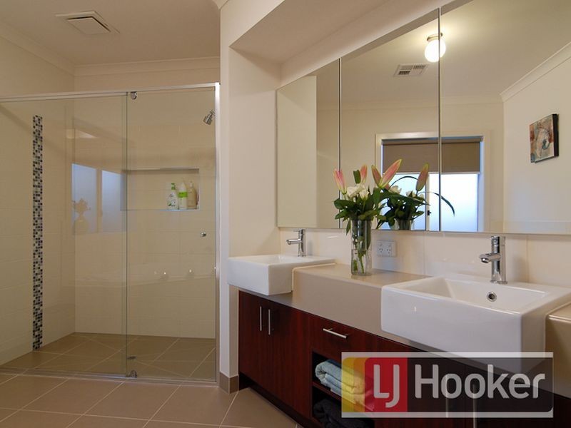 32 Market Lane, Narre Warren South VIC 3805