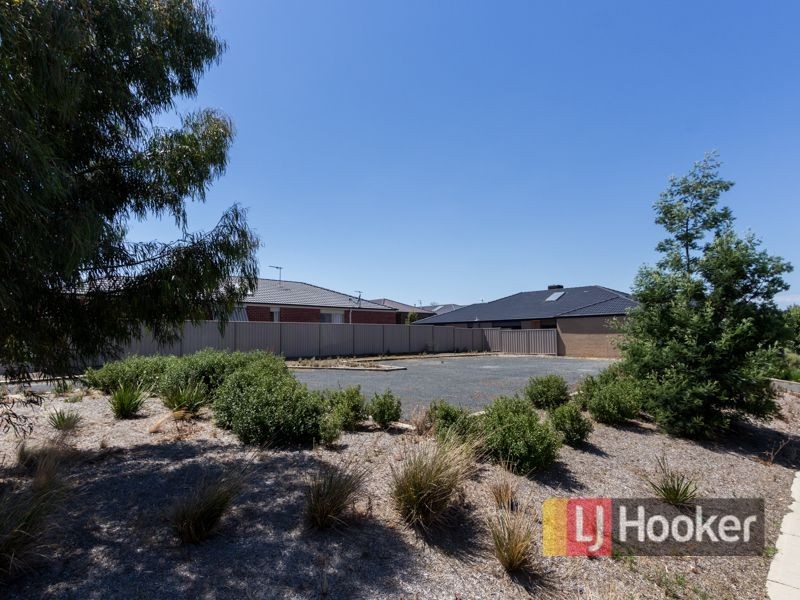 131 Harrison Way, Pakenham VIC 3810