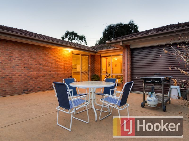 2 Armadale Drive, Narre Warren VIC 3805