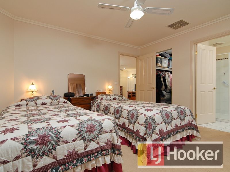 7 Lisson Court, Berwick VIC 3806