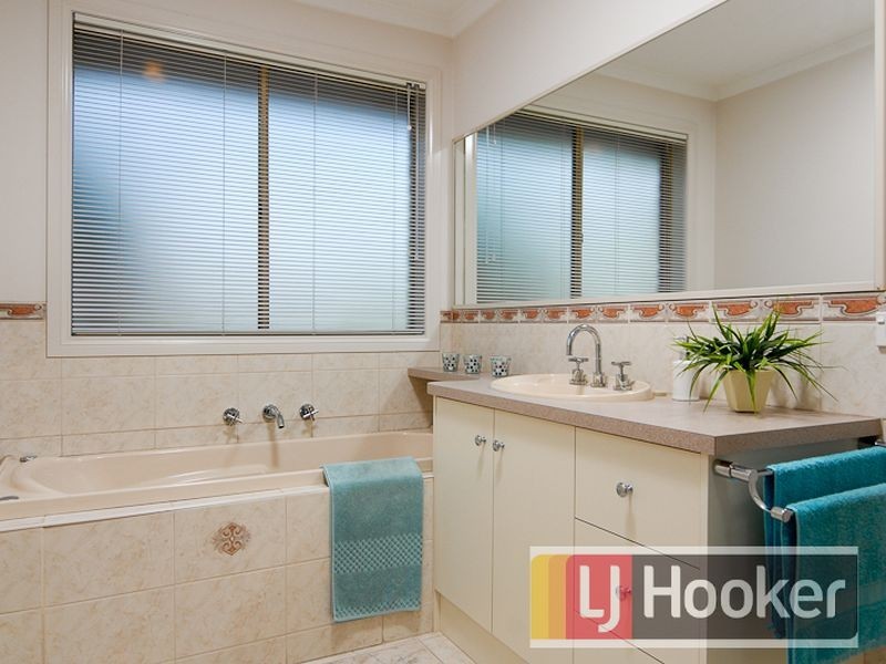 1 Frederick Rise, Narre Warren VIC 3805