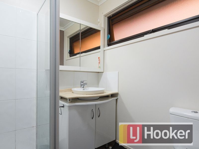 94 John Fawkner Drive, Endeavour Hills VIC 3802