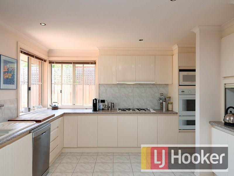 19A Glenn Erin Way, Berwick VIC 3806