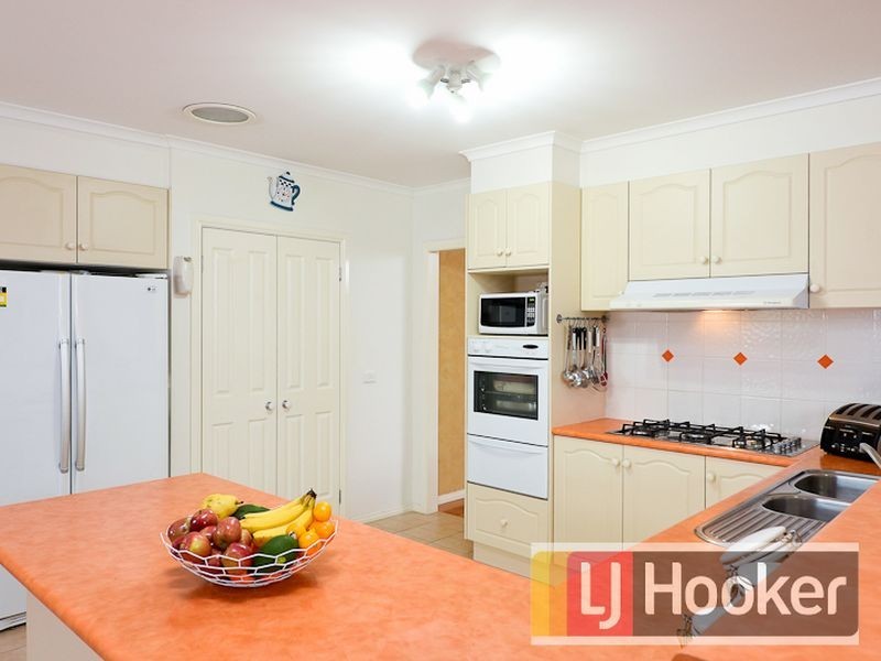 9 Grand Arch Way, Berwick VIC 3806