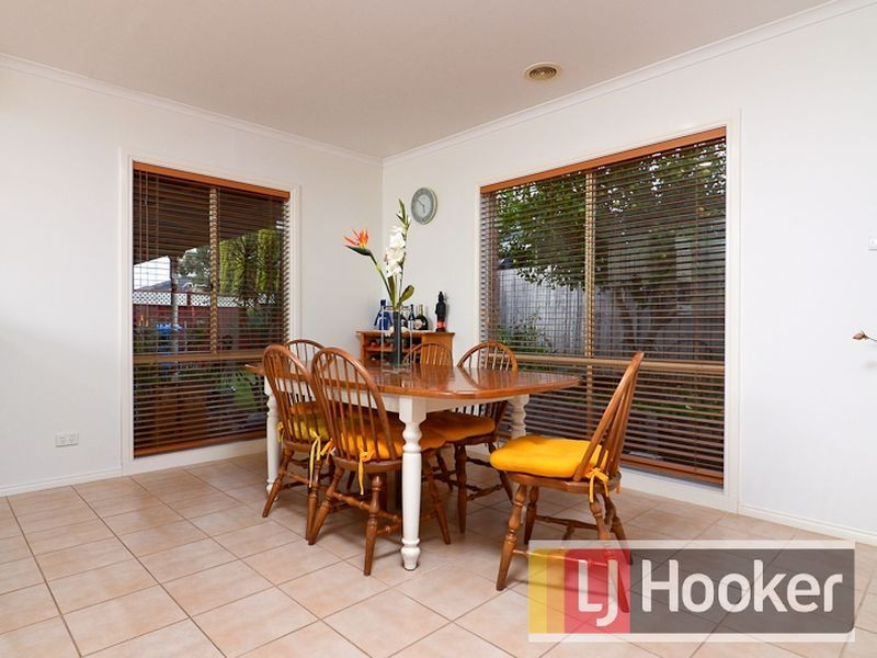 9 Grand Arch Way, Berwick VIC 3806