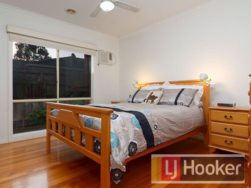 9 Grand Arch Way, Berwick VIC 3806