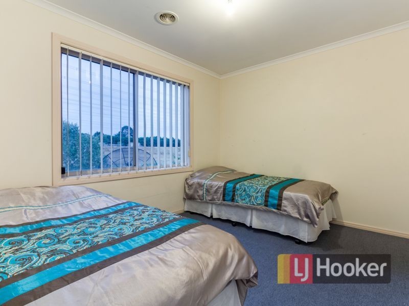 2 The Estuary, Hallam VIC 3803
