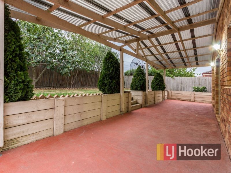 2 The Estuary, Hallam VIC 3803
