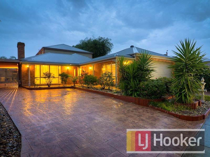 52 Lakesfield Drive, Lysterfield VIC 3156