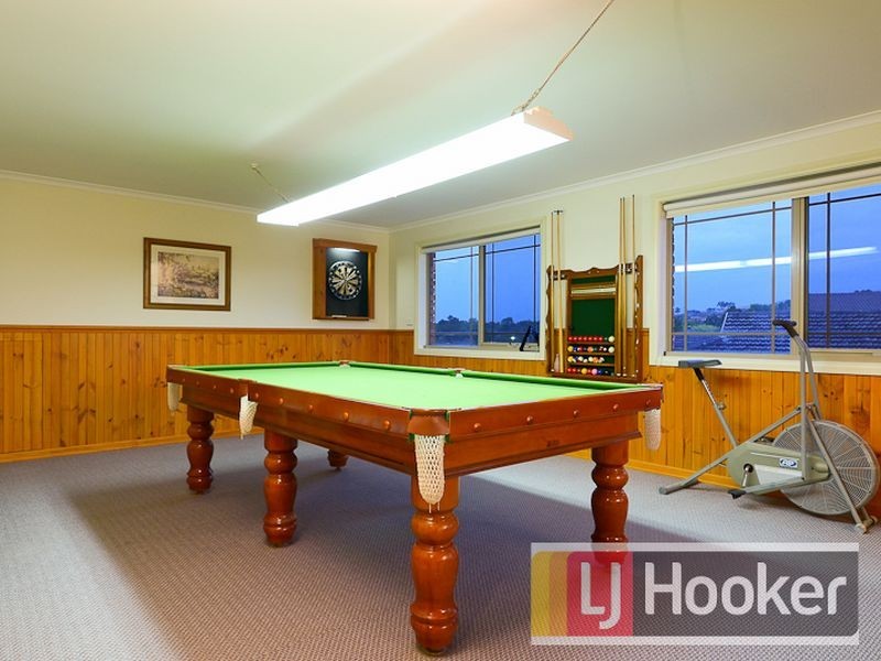 52 Lakesfield Drive, Lysterfield VIC 3156