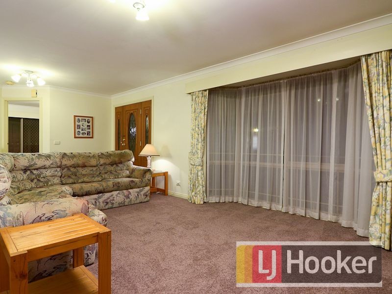 52 Lakesfield Drive, Lysterfield VIC 3156