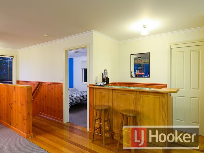 52 Lakesfield Drive, Lysterfield VIC 3156