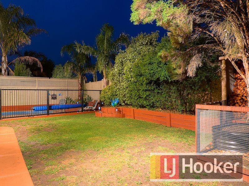 52 Lakesfield Drive, Lysterfield VIC 3156